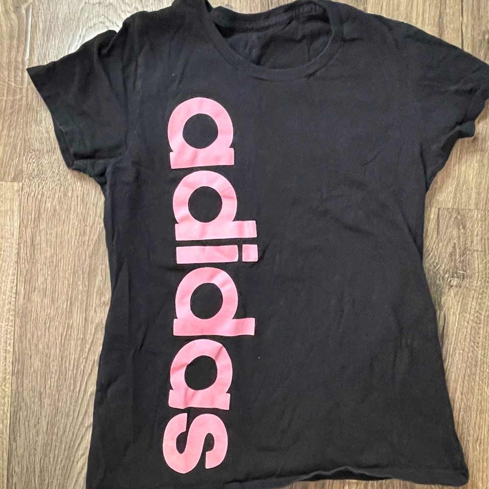 Adidas t-shirt